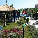 Queen Vera 3* Mamaia