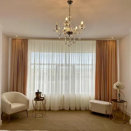 Queen Vera Hotell Mamaia