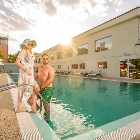 Queen Vera 3* Mamaia