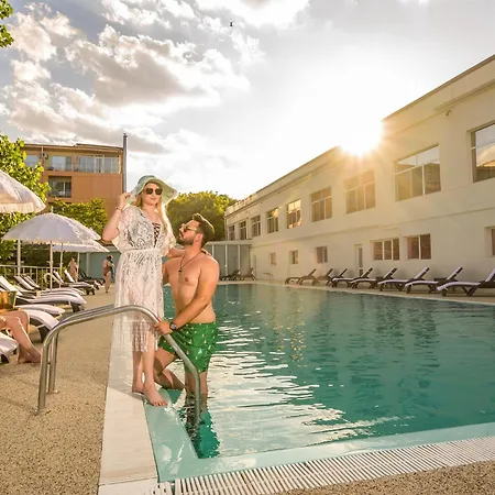 Hotel Queen Vera