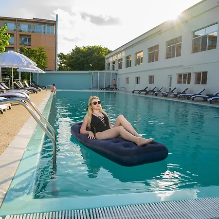 酒店 Queen Vera 3*