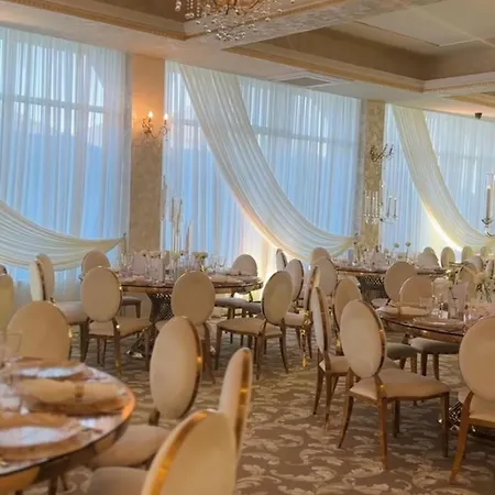 Hotell Queen Vera 3*