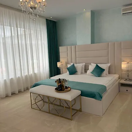 Queen Vera 3* Mamaia