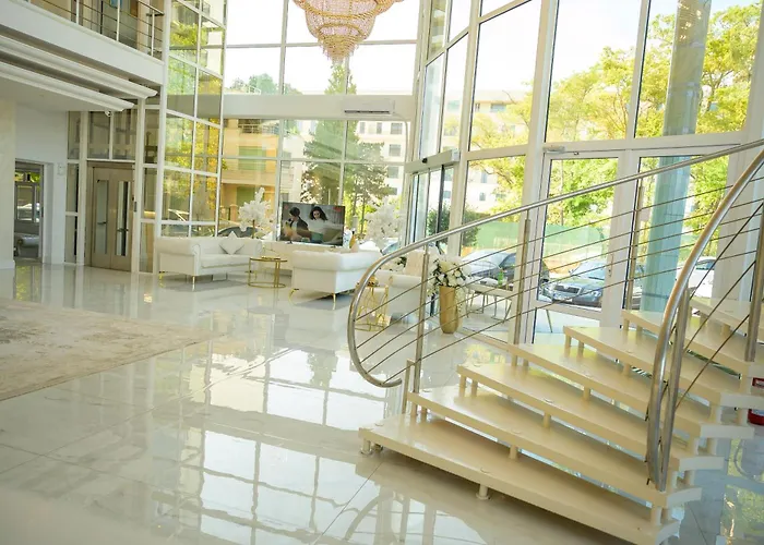 Queen Vera 3* Mamaia